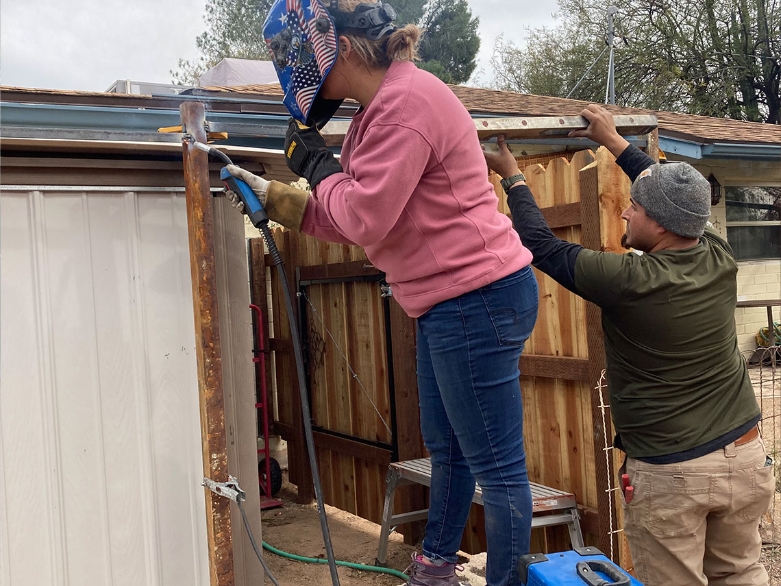 Tucson-Construction-Company-Residential-and-Commercial-Fence-Installation-and-Fence-Repair-Custom-Fences-Tuscon-2-26